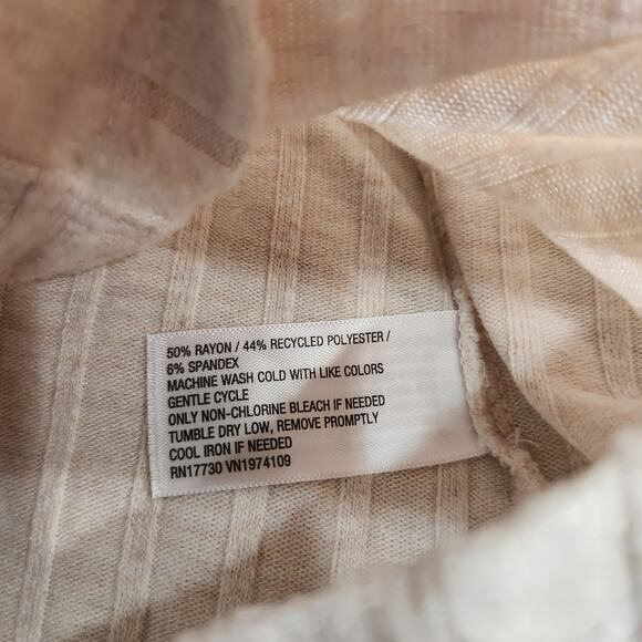 Universal Thread Cream Oatmeal Color Button Front Long Sleeve Cardigan Size XXL - Picture 7 of 7